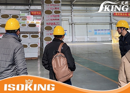 Indian customers come to inspect the glass wool and rock wool